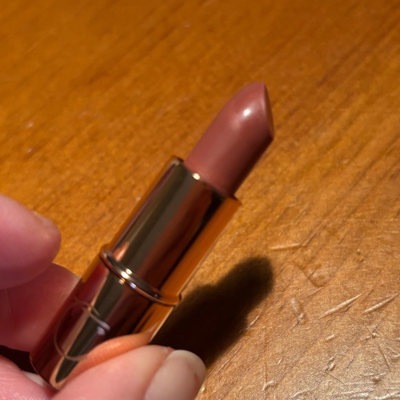 Charlotte Tilbury Matte Lipstick Pillow Talk - Picture 7 of 16
